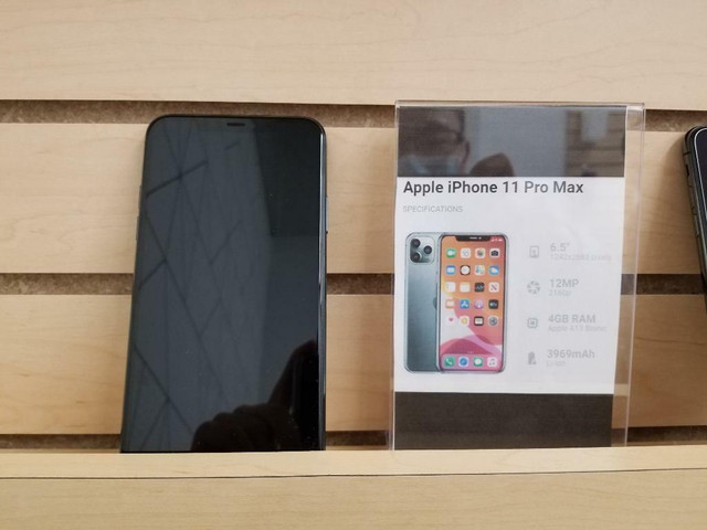 UNLOCKED iPhone 11 Pro Max 64GB, 256GB, 512GB New Charger 1 YEAR Warranty!!! Spring SALE!!! in Cell Phones in Calgary