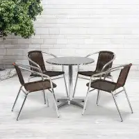 Flash Furniture Ensemble de table ronde intérieure / extérieure en aluminium 23,5 po avec 4 chaises en rotin