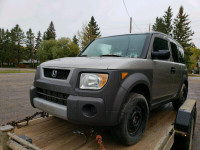 Parting out WRECKING: 2004 Honda Element
