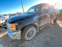 2005 GMC SIERRA: ONLY FOR PARTS