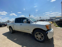 2014 Nissan Titan 4WD Crew Cab: ONLY FOR PARTS