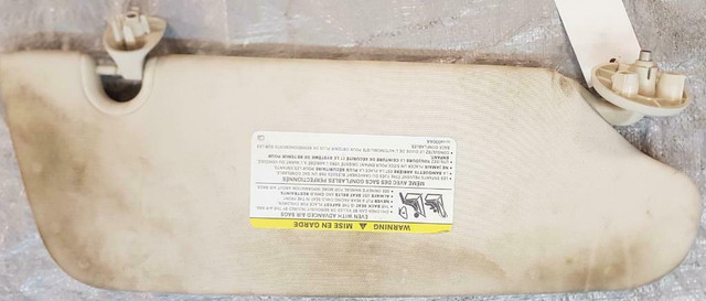 SUNVISOR - LEFT-DRIVER SIDE-IVORY WITH MIRROR NO LIGHT -  for 2008 to 2020 DODGE GRAND CARAVAN VAN / CHRYSLER/RAM - $40 in Other Parts & Accessories in Edmonton Area - Image 3