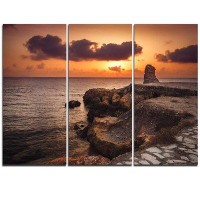 Made in Canada - Design Art Beach Sunset with Ancient Ruins - 3 Piece Graphic Art on Wrapped Canvas Set