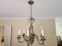 ONLINE AUCTION: Colonial Style Chandelier
