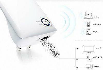 tp-link TL-WA850RE 300Mbps Universal WiFi Range Extender in Networking in Québec - Image 3