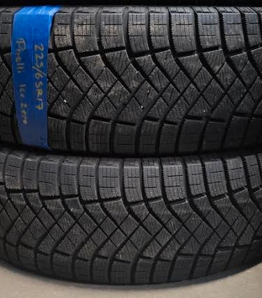USED PAIR OF WINTER PIRELLI 225/65R17 95% TREAD WITH INSTALL in Auto Body Parts in City of Toronto