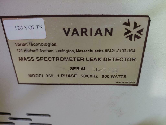 2 x Varian 959 Mass Spectrometer Leak Detectors in Other Business & Industrial - Image 2