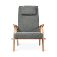 Gus* Modern Labrador Chair