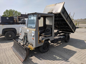K-45 Utility Truck - 4x4, Hydraulic Blade, Dump Box Canada Preview