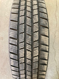 4 pneus d'été LT225/75R16 115/112R Michelin Defender LTX 39.0% d'usure, mesure 8-8-8-8/32