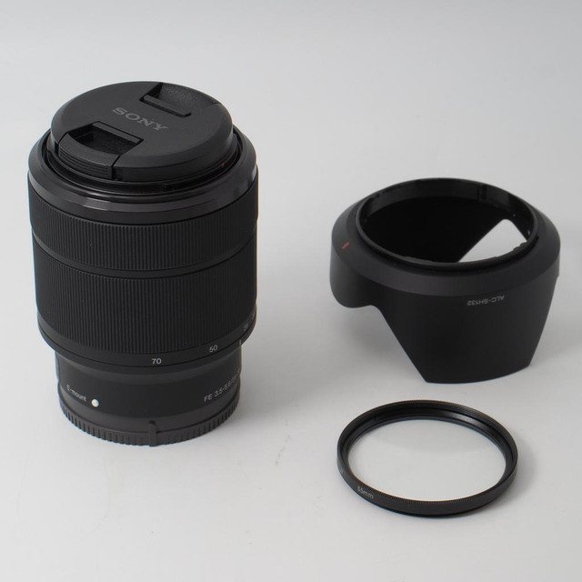 Sony FE 28-70mm F3.5-5.6 (ID - 1913) in Cameras & Camcorders