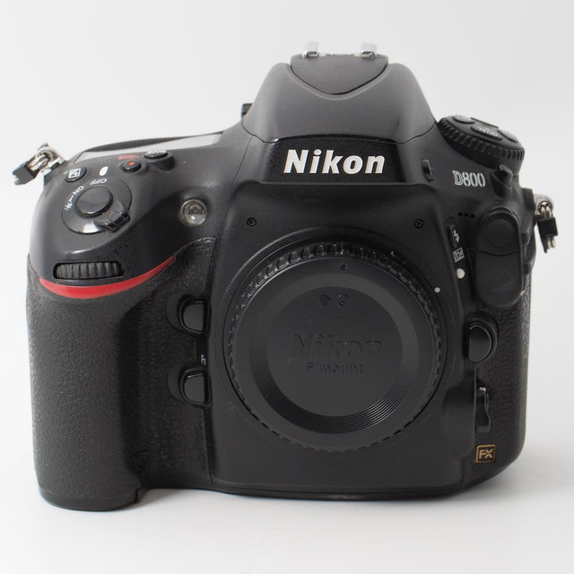 Nikon D800 Body Only *HIGH ACTUATIONS* (ID: C-737 SJ) in Cameras & Camcorders - Image 3