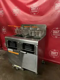 $40k 2018 frymaster 2fqg30u gas fryer with filteration , timers for only $13,500