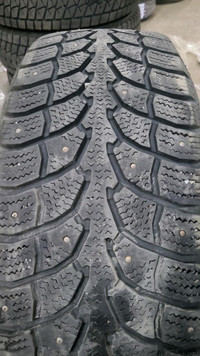 4 pneus d'hiver P235/65R18 106T Multi-Mile Winter Claw Extreme Grip MX 34.5% d'usure, mesure 8-8-8-8/32
