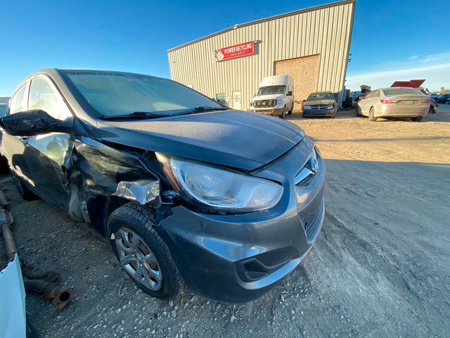 2013 Hyundai Accent: ONLY FOR PARTS in Auto Body Parts in Calgary - Image 3