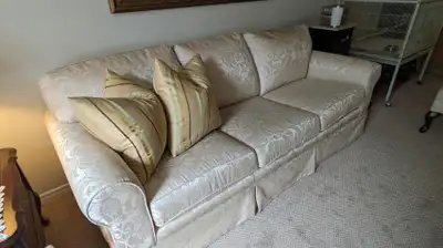 ONLINE AUCTION: Brocade Sofa