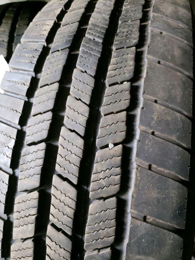 4 pneus d'été LT245/70R17 119/116R Michelin LTX M/S 2 (LT) 49.5% d'usure, mesure 6-7-7-7/32 in Tires & Rims in Québec City - Image 4