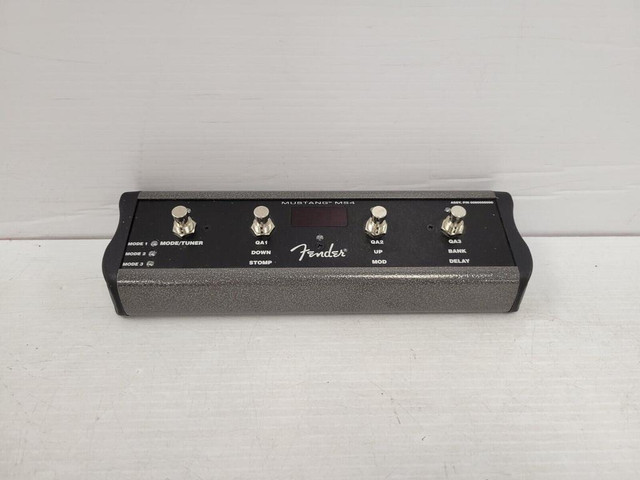 (52789-5) Fender Mustang MS4 Footswitch in Amps & Pedals in Alberta - Image 3