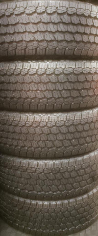 (Z442) 5 Pneus Ete - 5 Summer Tires 255-70-18 Goodyear 10-11/32 - COMME NEUF / LIKE NEW