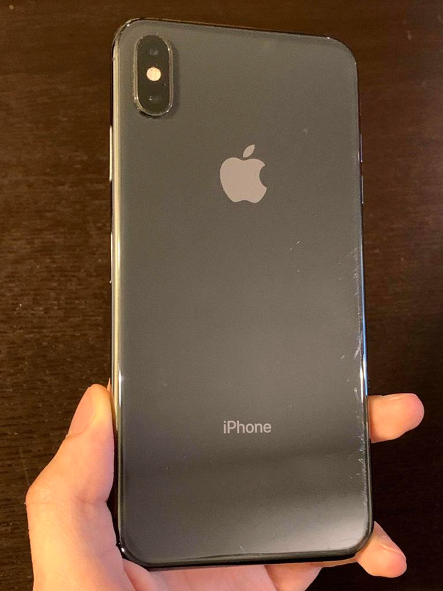 iPhone XS Max 256 GB Unlocked -- Let our customer service amaze you in Cell Phones in Québec City - Image 4