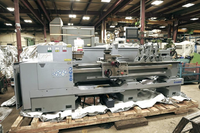 Smart Lathe 20 x 80 | Manual Lathe For Sale in Other Business & Industrial in City of Halifax