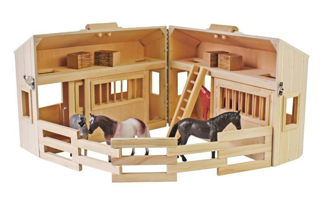 NEW FOLD OPEN WOODEN BARN TOY HOUSE DA061166 in Toys & Games in Alberta