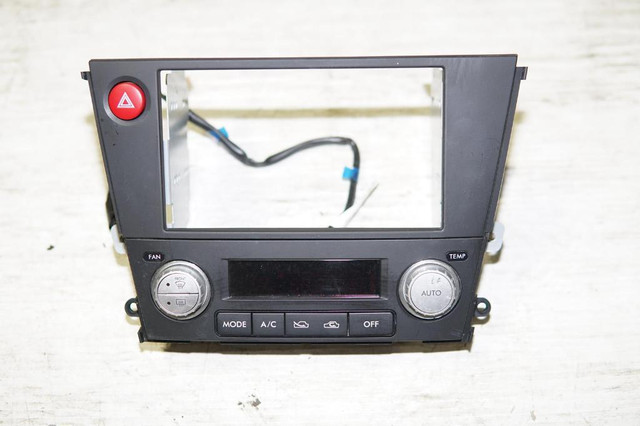 JDM Subaru Legacy Outback Climate Control Dual Double Din Bezel Hazard 2005-2009 in Other Parts & Accessories - Image 4