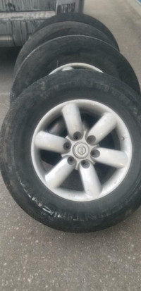 2015  NISSAN TITAN    OEM  18 INCH ALLOY WHEELS WITH  CONTINENTAL   265 / 70 / 18     TIRES  WITH SENSORS