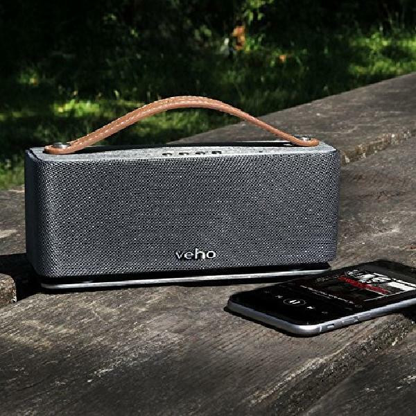 Veho M6 Mode Retro Wireless Bluetooth Speaker with Microphone - VSS-012-M6 in General Electronics in Québec