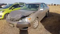Parting out WRECKING: 2002 Toyota Camry