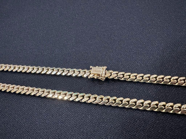 #469 - 24” Solid, 10k Cuban Link, 61 Grams, 6mm, NEW in Jewellery & Watches - Image 3