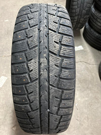 2 pneus dhiver LT275/70R18 125/122T Minerva Eco Stud-LT 47.5% dusure, mesure 6-6/32