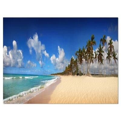 Design Art Tropical Exotic Beach Landscape by Designart - Photograph Print on Canvas in Arts & Collectibles