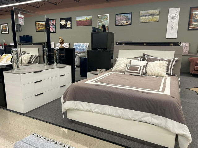 Lowest Market Price White Bedroom Set !! in Beds & Mattresses in Chatham-Kent - Image 2