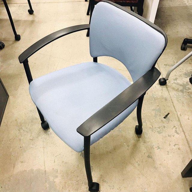 Teknion Visitor Chair in Excellent Condition-Call us now! in Chairs & Recliners in Toronto (GTA) - Image 3