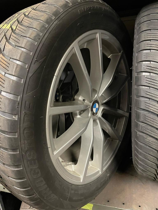 225/50/17 winter tires, BRIDGESTONE BLIZZAK on BMW rims in Tires & Rims in London - Image 2