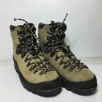 REDUCED ! La Sportiva Womens Hiking Boots - Size EU 43 - Pre-owned - 6N5BD5