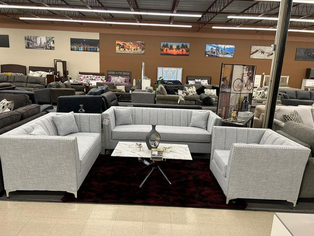 Best Quality/Brand New Sofa couches In Choice Of Color  Couches Set on Sale dans Sofas et futons  à Région de Windsor
