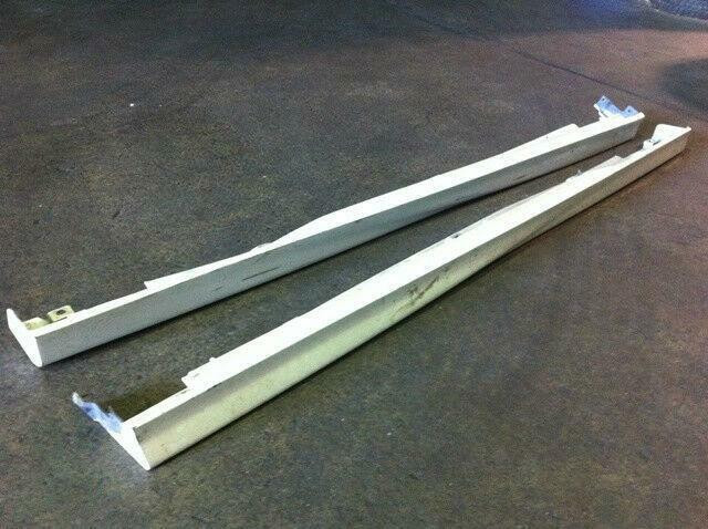 USED JDM ACURA HONDA DC5 RSX SIDE SKIRTS OEM REAL TYPE-R in Other Parts & Accessories in City of Montréal