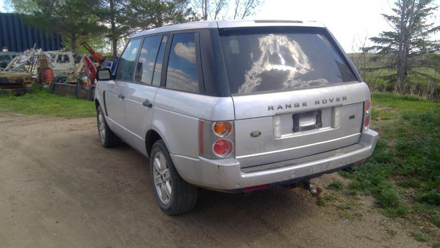 Parting out WRECKING: 2004 Land Rover Range Rover in Other Parts & Accessories - Image 4