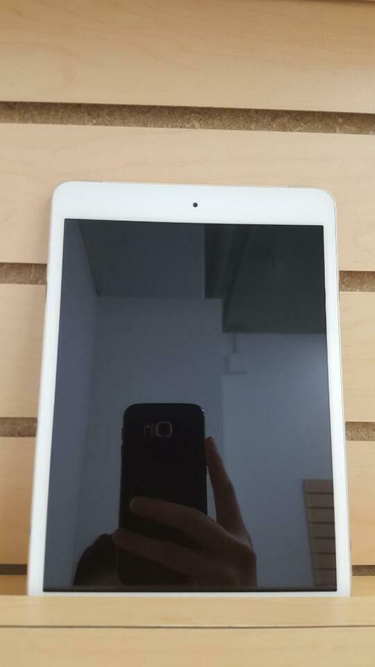 Spring SALE!!! Apple iPad Mini 1st Generation 16GB New Charger &amp; 1 YEAR Warranty!!! in iPads & Tablets