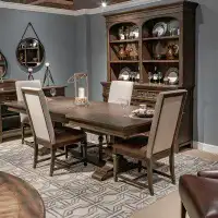 Liberty Furniture Paradise Valley 6 - Person Extendable Dining Set