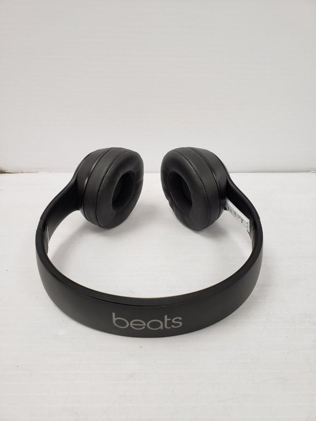 (34953-2) Beats A1796 Wireless Headphones in Headphones in Alberta - Image 2