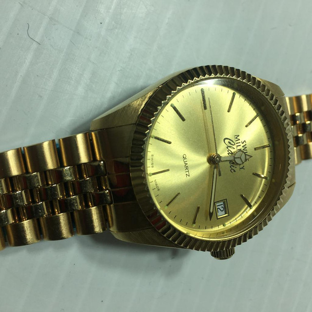 Wenger Swiss Military Watch - Pre-Owned - DTBLBJ in Jewellery & Watches in Calgary - Image 3