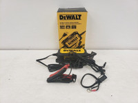 (46103-5) Dewalt DXAEC2CA Battery Charger