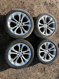 255/45R19 set of 4 Rims & Summer Tires that came off a 2013 Ford Taurus.