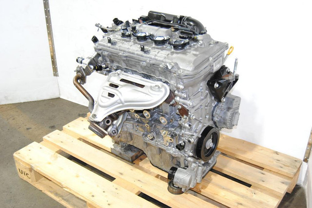 2010-2011-2012-2013-2014-2015-2016 TOYOTA PRIUS ENGINE 1.8L 2ZR HYBRID in Engine & Engine Parts in Greater Montréal - Image 3