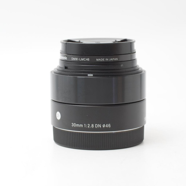 Sigma 30mm f2.8 DN for e-mount (ID - 2093) in Cameras & Camcorders