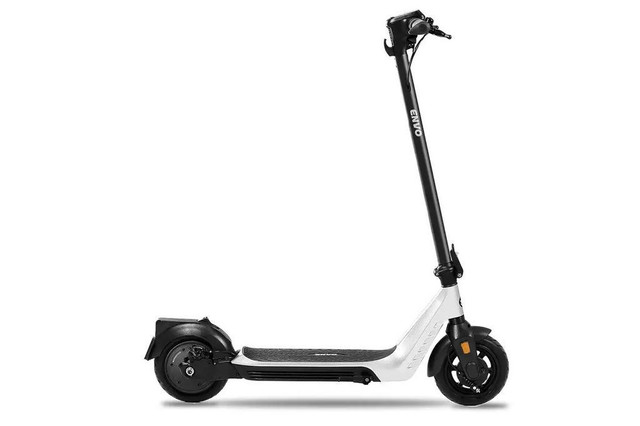 (MTL) NEW ENVO E35 e-Scooter (350W + Up to 40km of Range) in eBike in City of Montréal