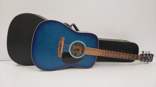 (47320-1) Art &amp; Lutherie Wild Cherry Acoustic Guitar in Guitars in Alberta